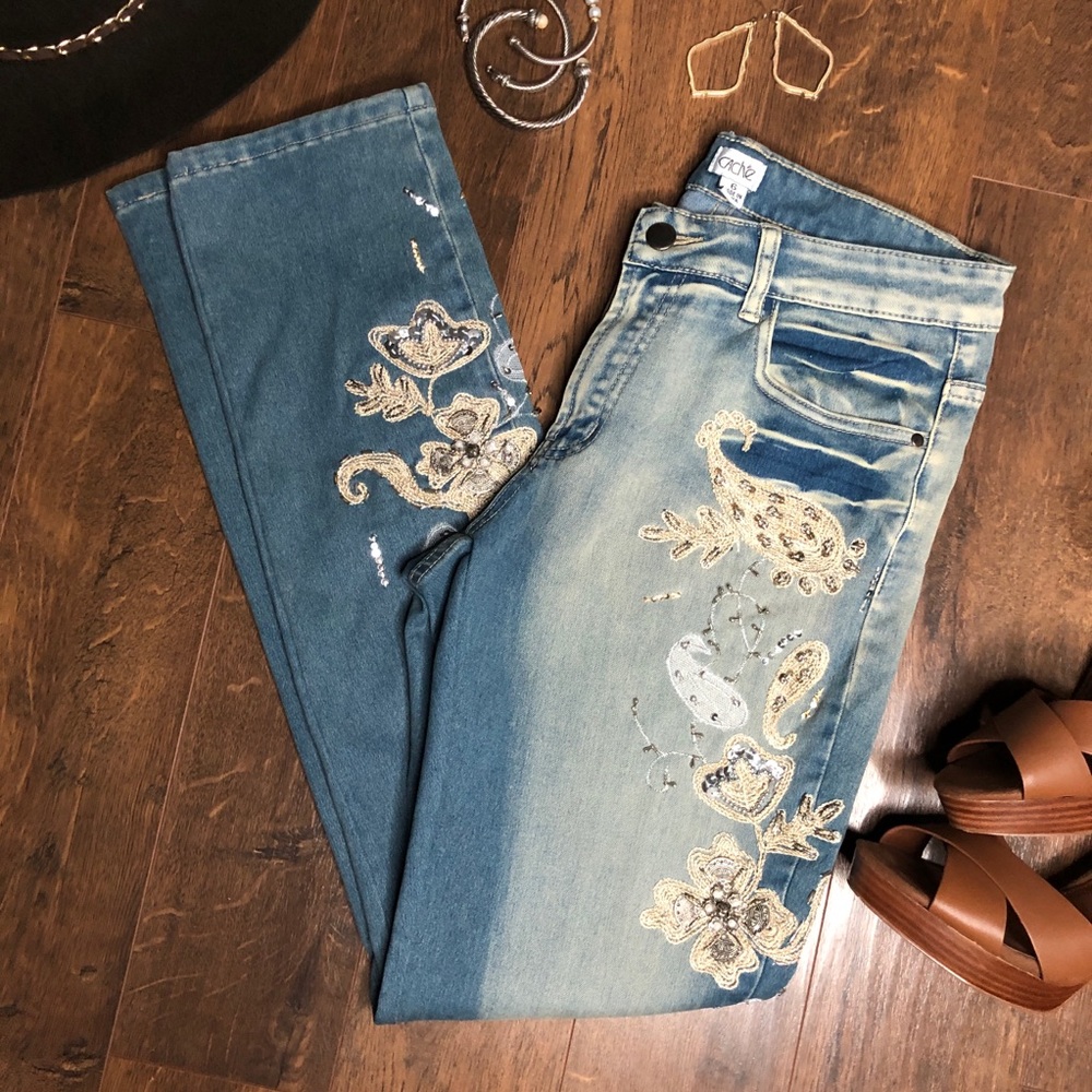 ✨Caché Beaded & Embroidered Skinny Jeans✨